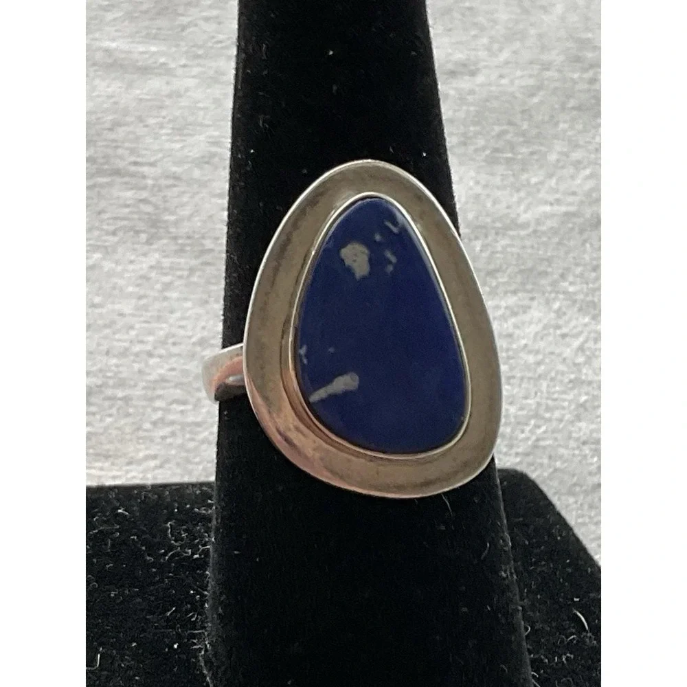 Vintage 925 Sterling Silver Ring Size 7.5 Blue Gemstone Estate Jewelry